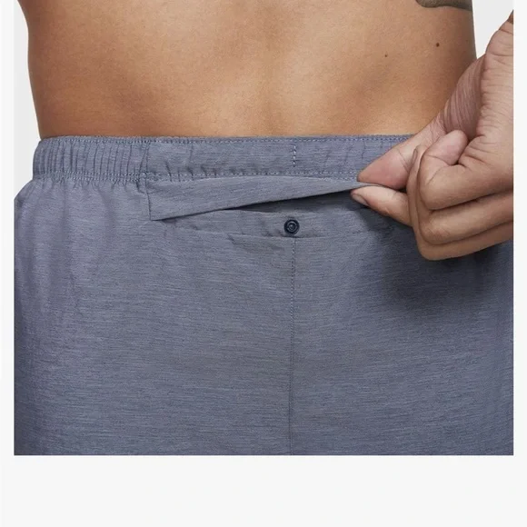 Nike Men's Gray and Black Shorts. Size XL. Like New! - Picture 15 of 16